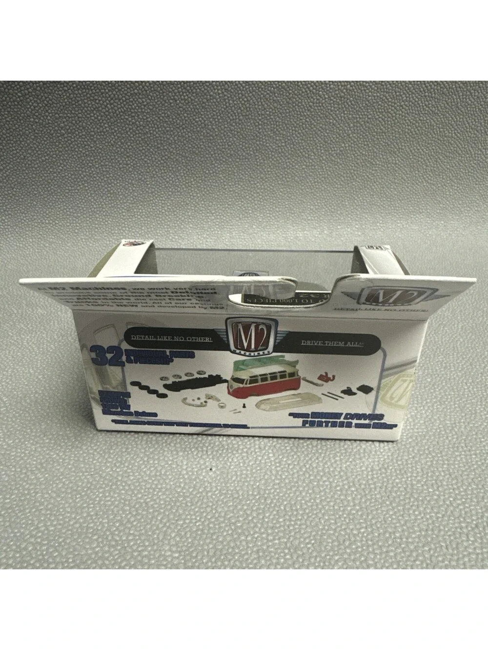 M2 Machines Auto-Thentics 1958 VW Microbus 15 Window USA VWS01 CHASE Limit 1,000